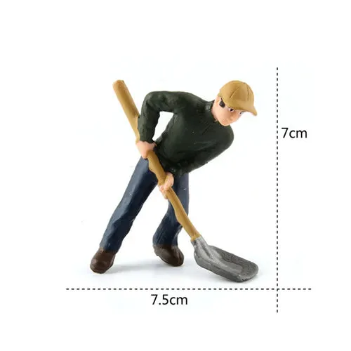 Farmyard Fun: Realistic Animal Figurines with Breeder Tools Set