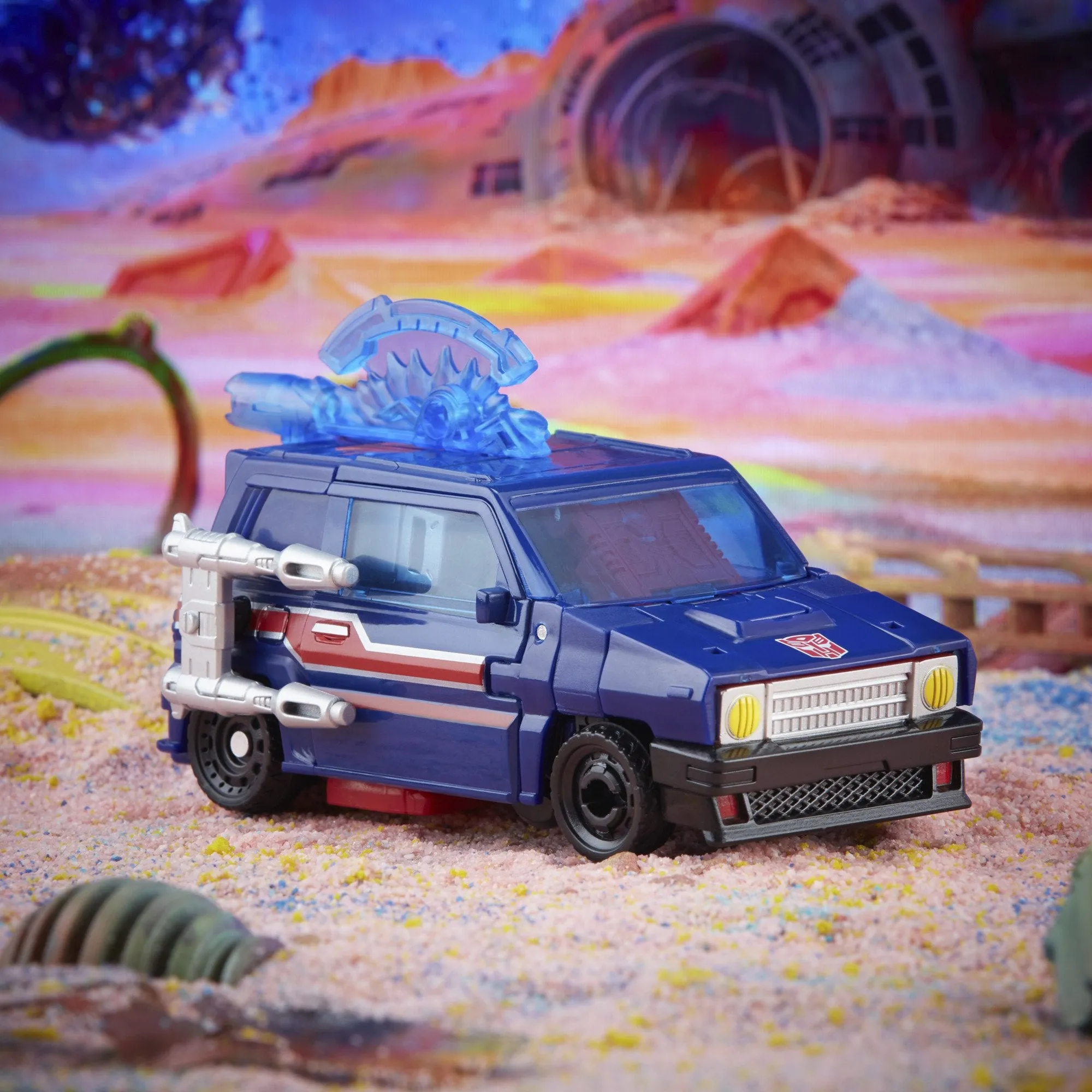 Transformers - Legacy - Deluxe Class Autobot Skids Action Figure (F3008)