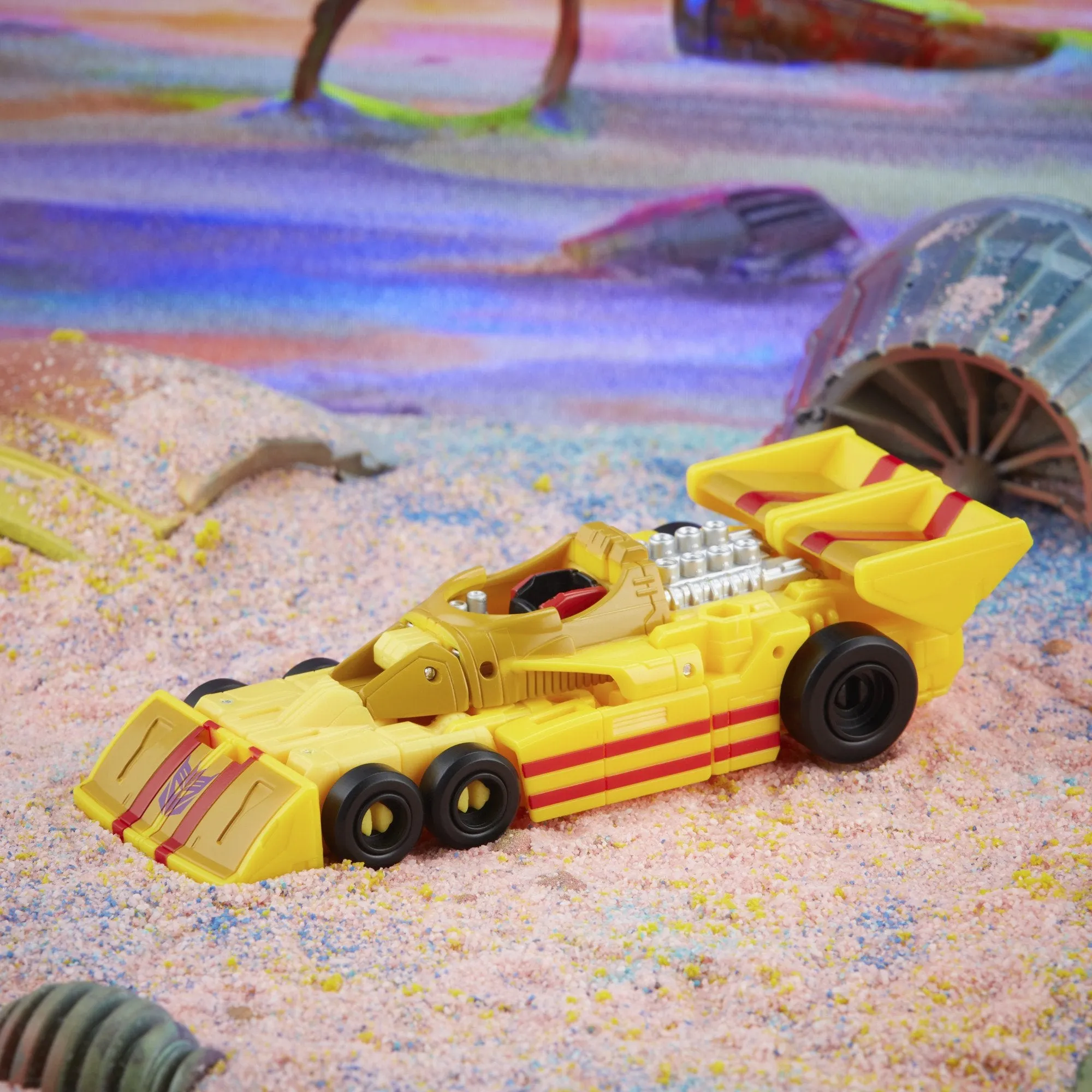 Transformers - Legacy - Deluxe Class Decepticon (Stunticon) Dragstrip Action Figure (F3020) LOW STOCK
