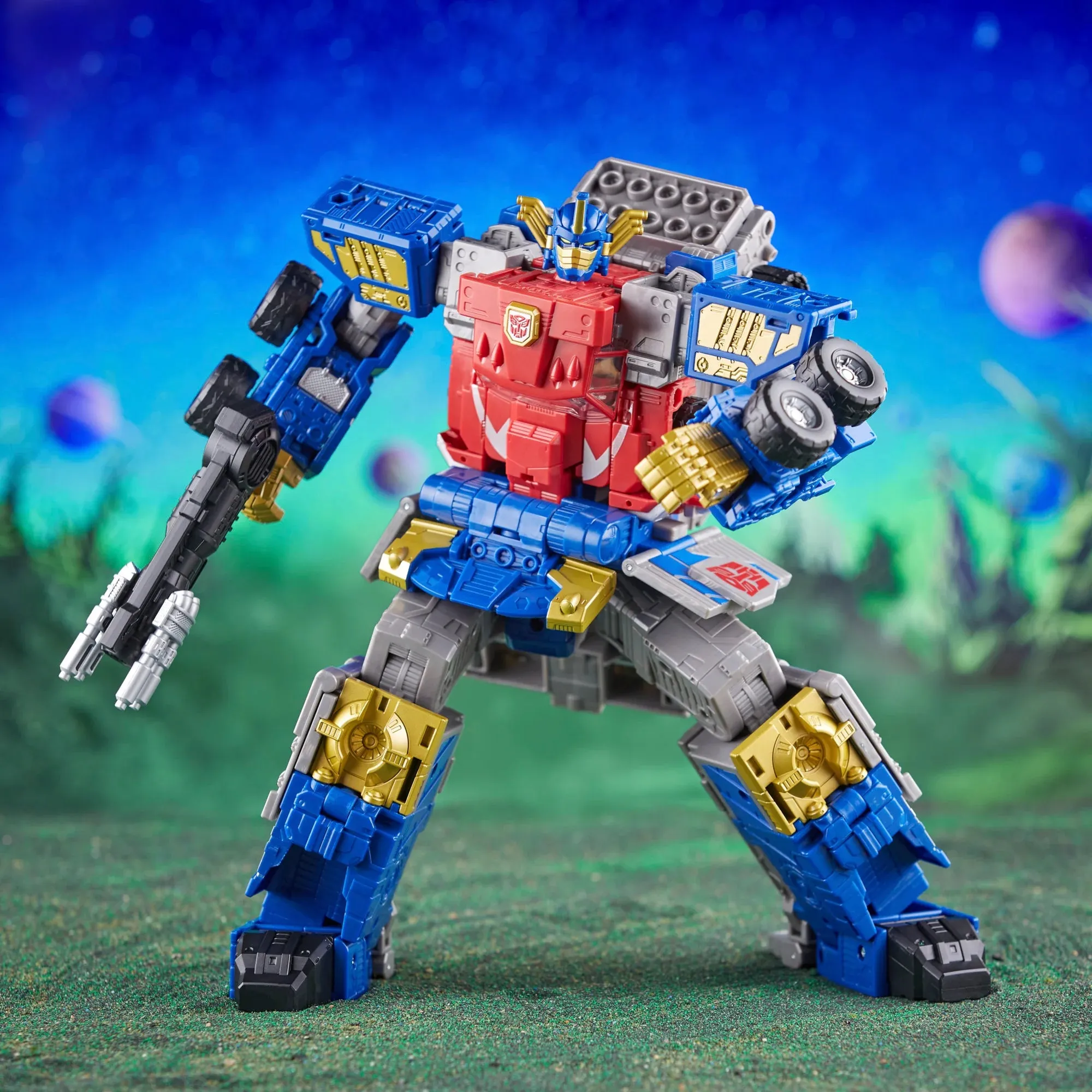 Transformers Legacy Evolution - Commander Class Armada Universe Optimus Prime Action Figure (F6160)