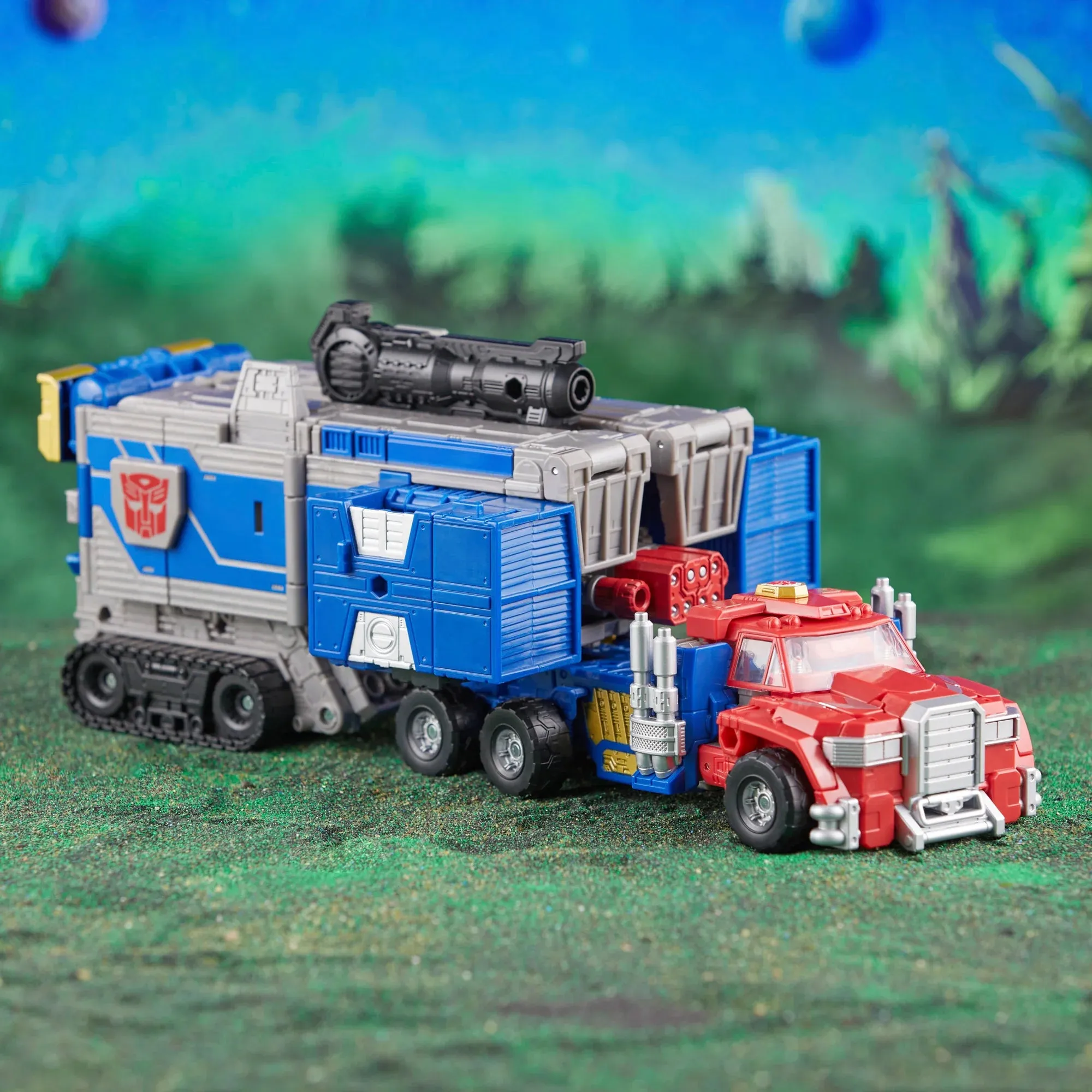 Transformers Legacy Evolution - Commander Class Armada Universe Optimus Prime Action Figure (F6160)