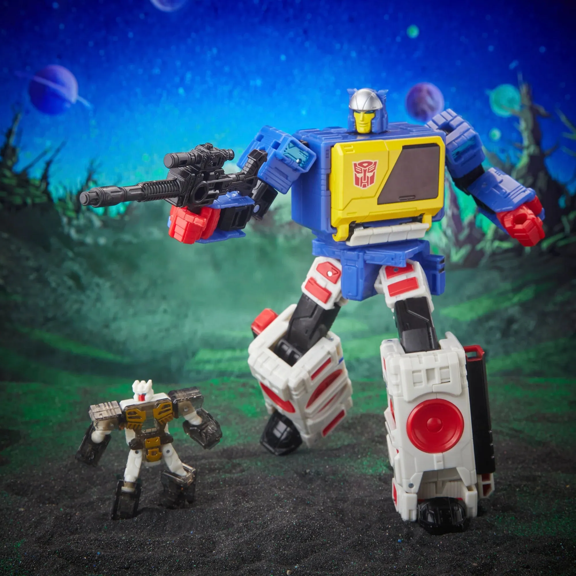 Transformers - Legacy: Evolution - Voyager Class - Twincast & Autobot Rewind Action Figures (F7208)