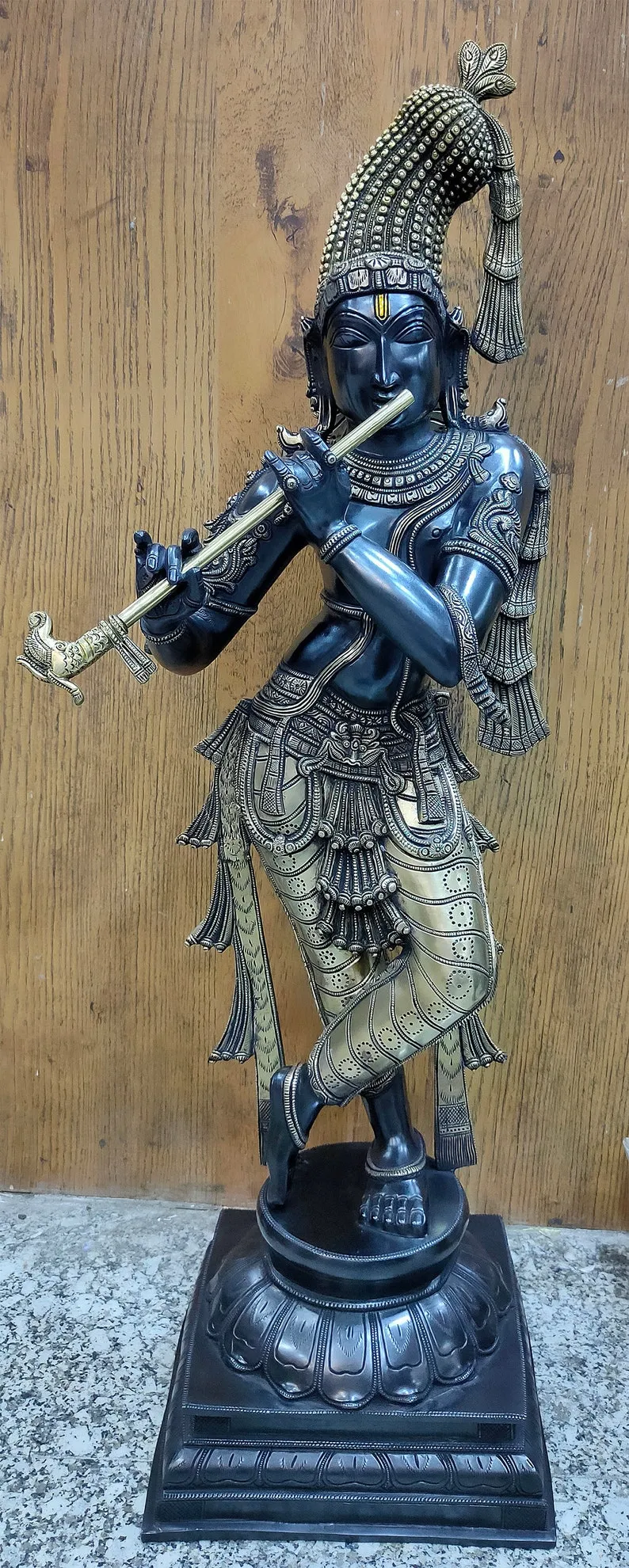 White Whale Brass Standing Lord Krishna Idol Bhagwan Large Statue Antique Murti for Home Decor Pooja Room - 35 Inch